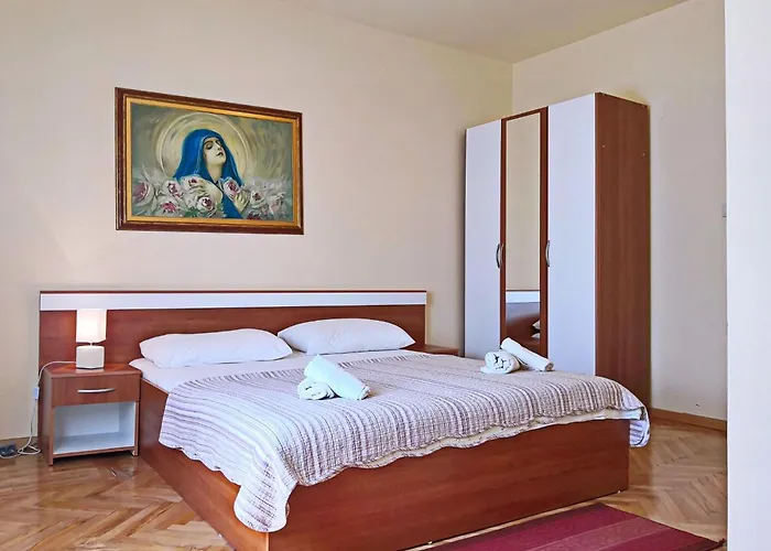 Radosna By Interhome Šilo