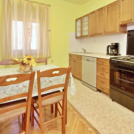 Appartement Radosna By Interhome
